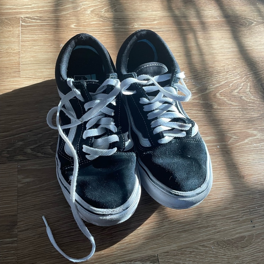 black vans w platform